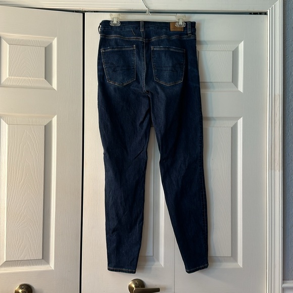 American Eagle Curvy High Rise Jegging - Picture 2 of 5